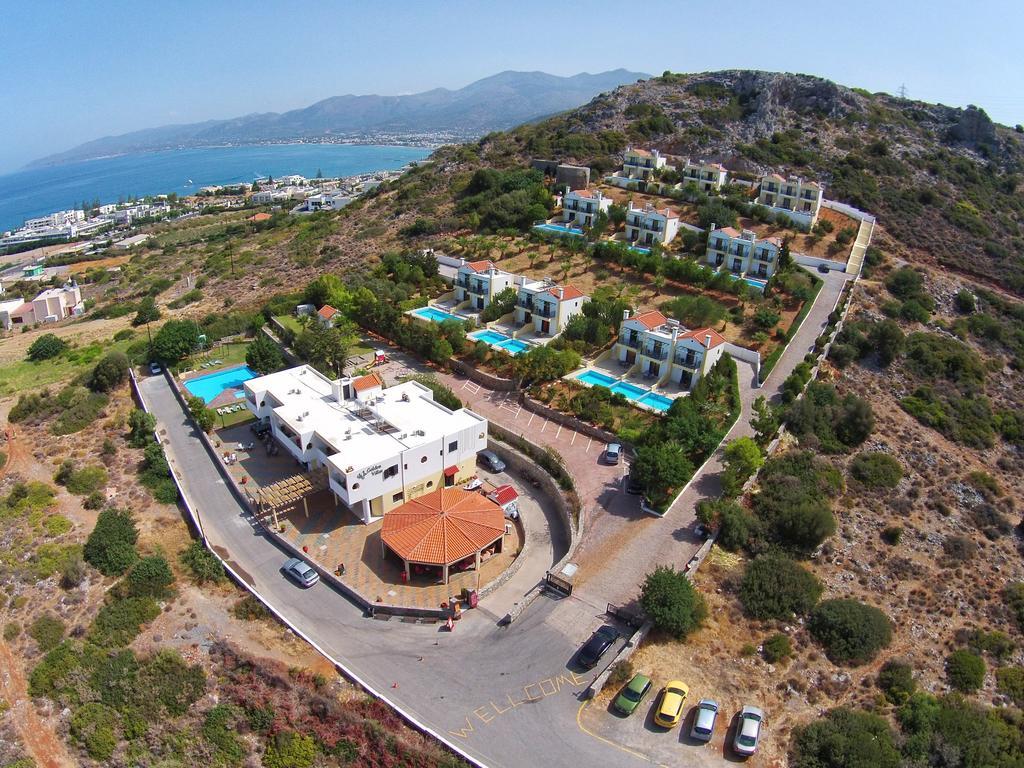 Golden Villas - Hotel Apartments & Villas 赫索尼索斯 外观 照片