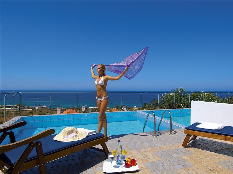 Golden Villas - Hotel Apartments & Villas 赫索尼索斯 外观 照片