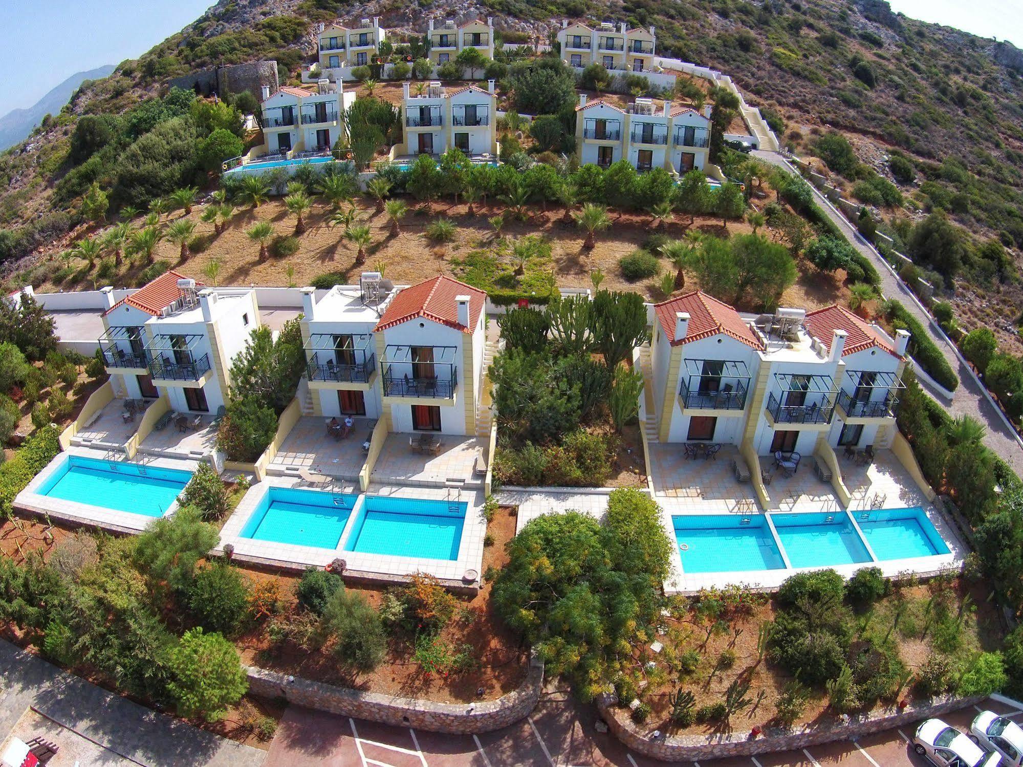Golden Villas - Hotel Apartments & Villas 赫索尼索斯 外观 照片
