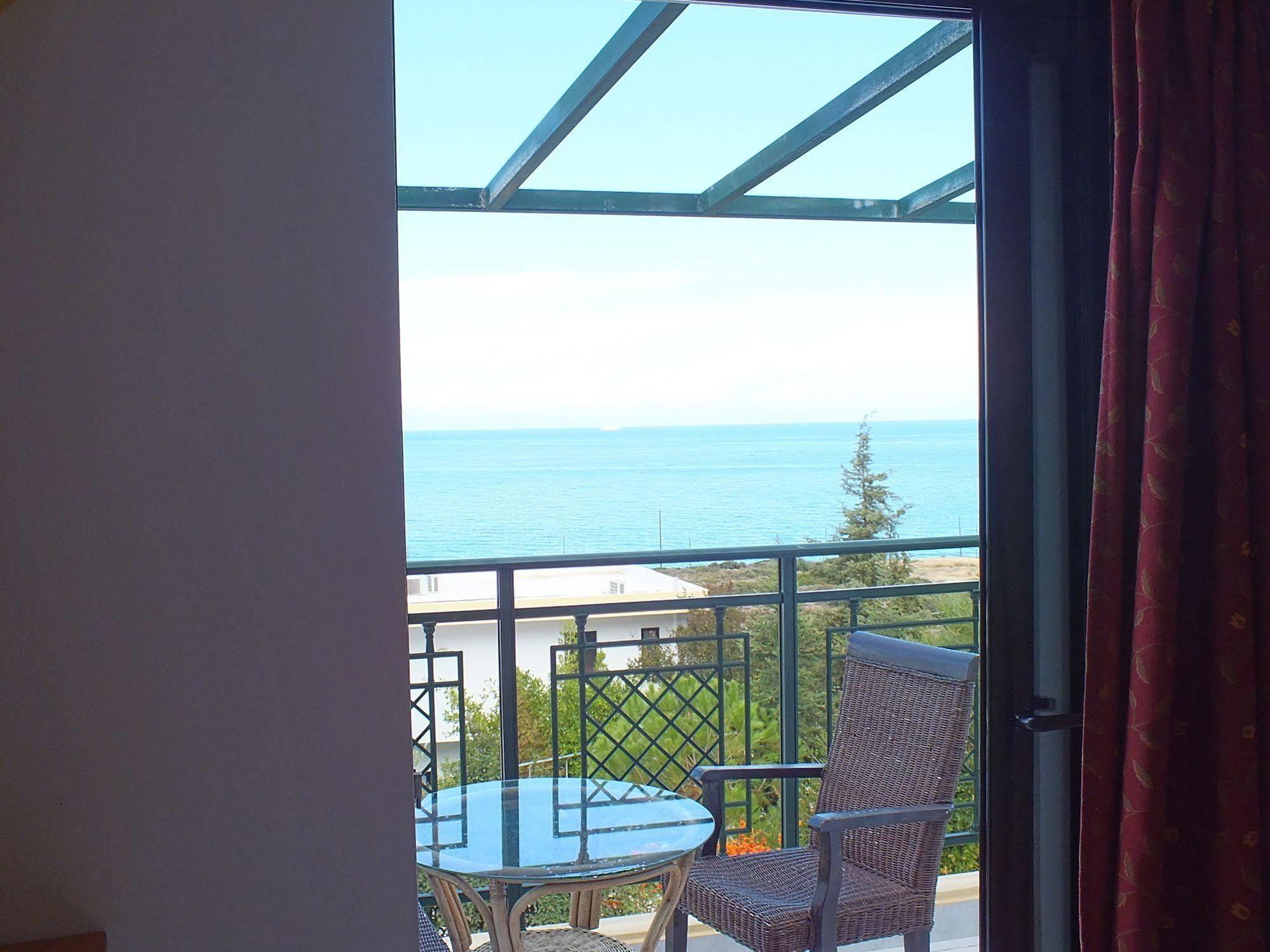 Golden Villas - Hotel Apartments & Villas 赫索尼索斯 外观 照片