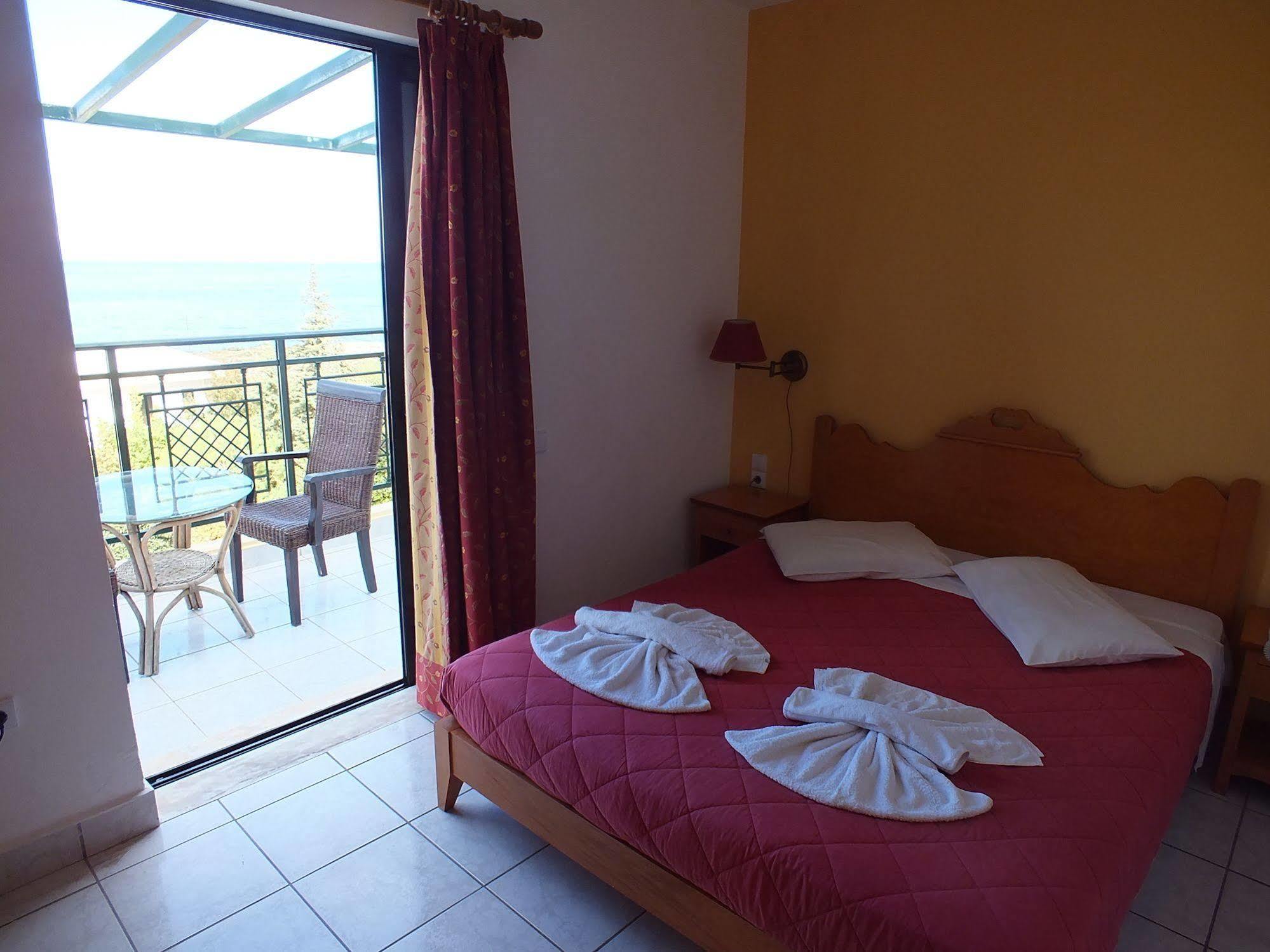 Golden Villas - Hotel Apartments & Villas 赫索尼索斯 外观 照片