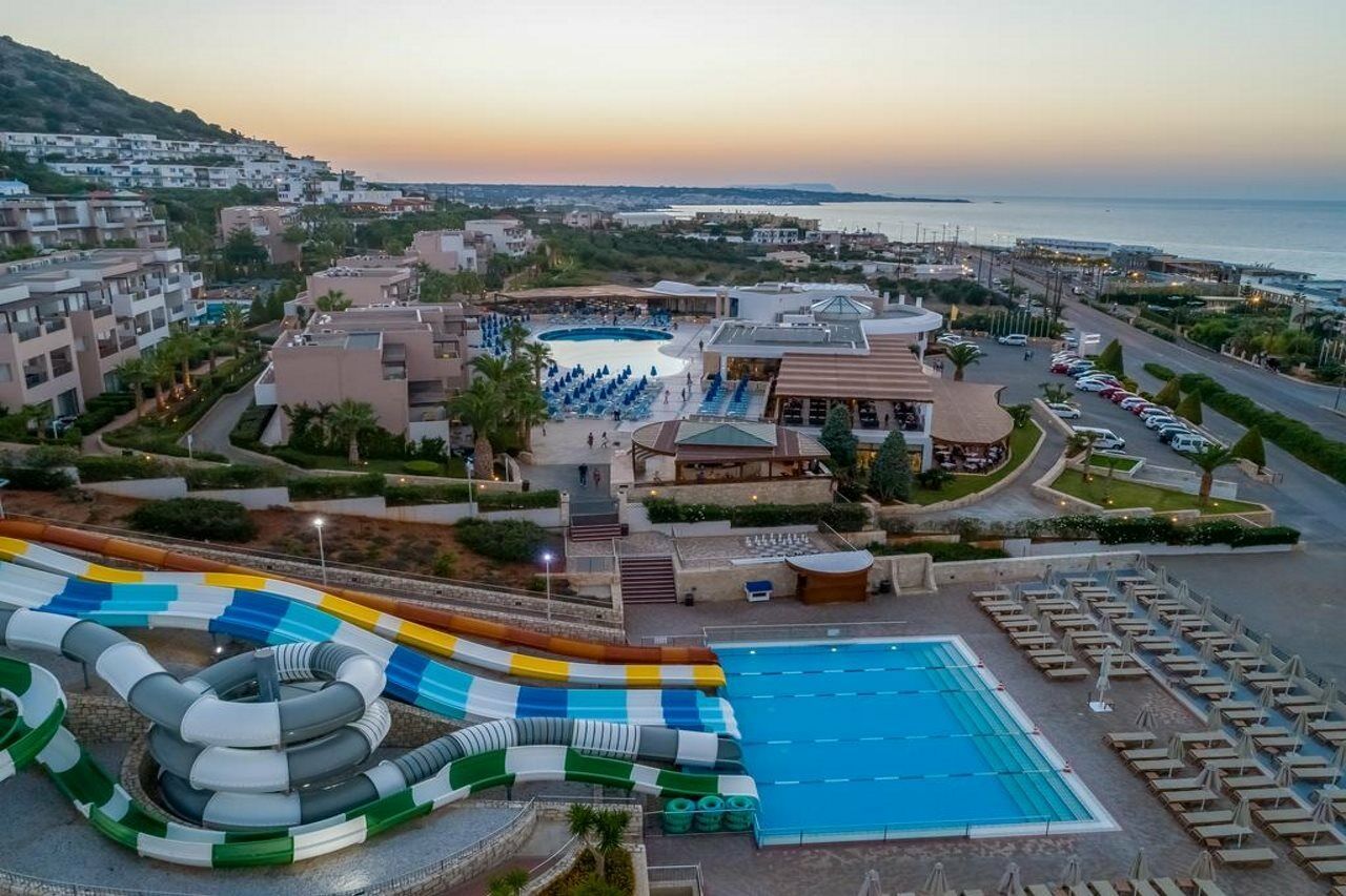 Golden Villas - Hotel Apartments & Villas 赫索尼索斯 外观 照片